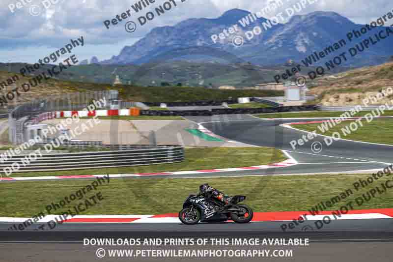 cadwell no limits trackday;cadwell park;cadwell park photographs;cadwell trackday photographs;enduro digital images;event digital images;eventdigitalimages;navarra;no limits trackdays;peter wileman photography;racing digital images;trackday digital images;trackday photos